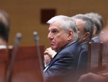Με 2,3 εκ. ευρώ σε 46 λογαριασμούς ο Γιάννος Παπαντωνίου - Στις 28 Ιουνίου το πόρισμα στην Βουλή